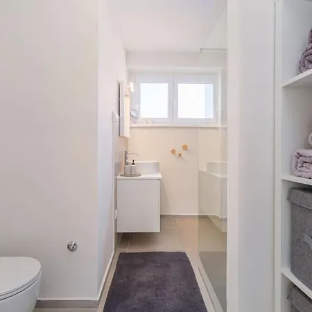 Noa Apartment *